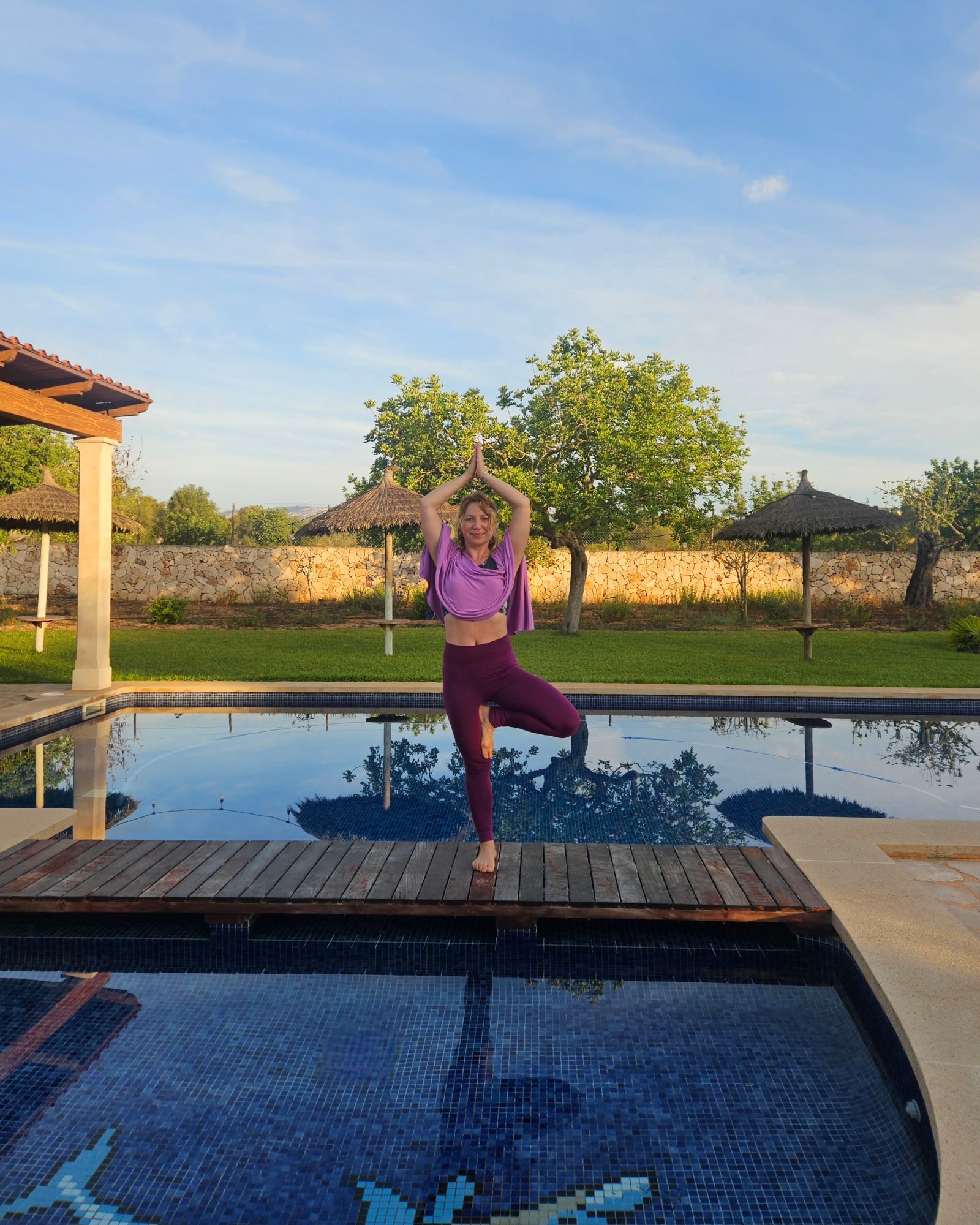 Yoga am Pool